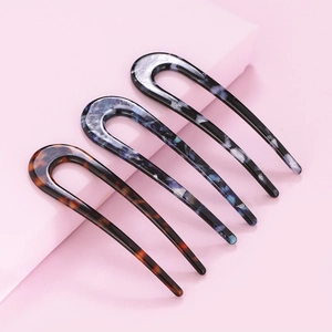 Three-piece set of U-shaped hairpins with leopard print and marble patterns