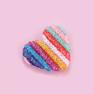 Regenbogen-Haarspange mit bunten Pailletten in Herzform für DIY-Haarschmuck