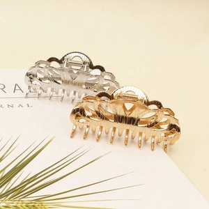 Korean Style Minimalist Alloy Hollow Wave Hair Claw For Women Large Non-Slip Metal Shark Clip Gold Silver Hair Accessories