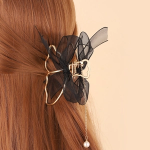 Korean Style Alloy Butterfly Hair Claw Clip With Mesh Bow And Artificial Pearl Tassel Elegant Hair Accessories For Women Hairgrip