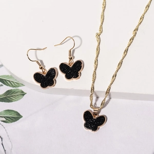 Elegant Butterfly Jewelry Set Featuring Alloy And Resin Glitter Necklace And Hook Earrings For Women Daily Wear Party Fashion