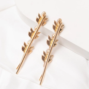 Paire élégante de barrettes à cheveux feuilles dorées en alliage pour coiffure féminine