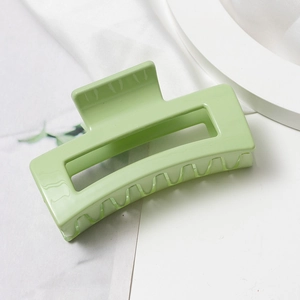Grande pince à cheveux rectangulaire vert clair au fini brillant pour coiffure épaisse