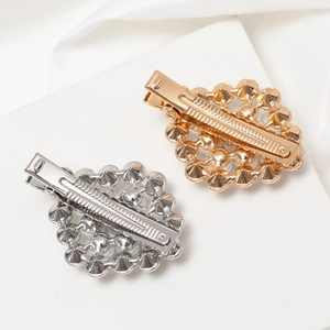 Funkelnde Haarspangen mit Diamanten und Perlen, rautenförmig, in Gold und Silber Set
