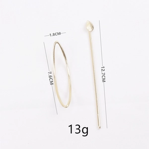Golden minimalist hair stick set with oval geometric clip and leaf pattern fork