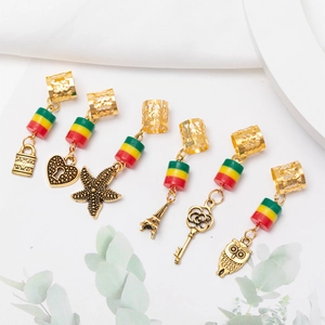 Lot de 6 bijoux de cheveux dorés pour dreadlocks avec perles colorées et pendentifs