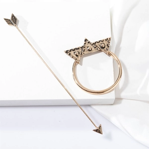 Minimalist alloy hair stick set with golden ring and arrow pin in vintage style
