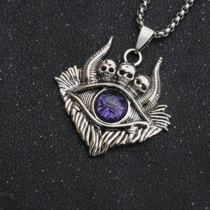 Collana punk gotica con ciondolo teschio e occhio viola in acciaio inossidabile argento
