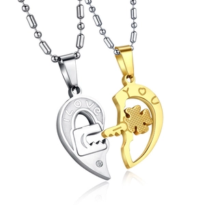 Collier Pendentif Puzzle Cœur Serrure et Clé pour Couples Gravé I Love You en Acier Inoxydable Strass Bijoux Cadeau