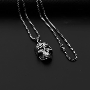 Gothic skull pendant necklace in retro silver stainless steel with box chain and star detail