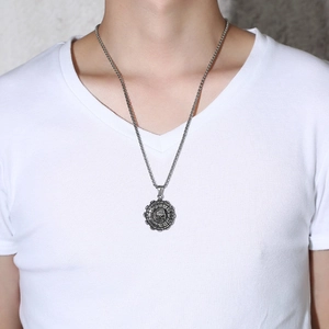 Nordic Viking skull pendant necklace in vintage silver steel for a gothic style look