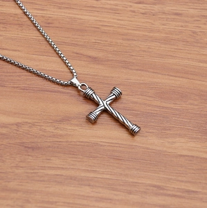 Industrial texture silver cross pendant necklace with box chain for hip hop street style