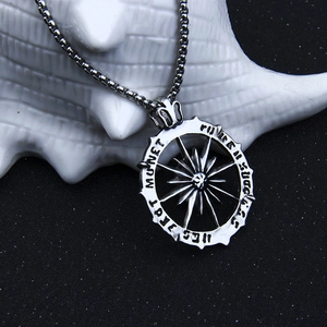 Collier pendentif boussole solaire hip hop rétro avec chaîne en acier inoxydable