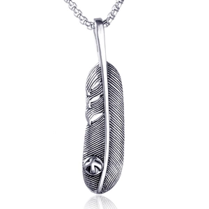 Vintage Alloy Feather Pendant Necklace With Stainless Steel Box Chain Retro Ethnic Style Jewelry For Men And Women Streetwear Accessory