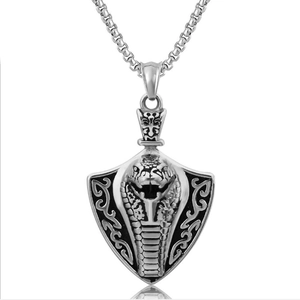 Collier Pendentif Roi Cobra Vintage Punk en Acier Inoxydable Argent Antique Bouclier Tête de Serpent Gothique Hip Hop Bijou Homme