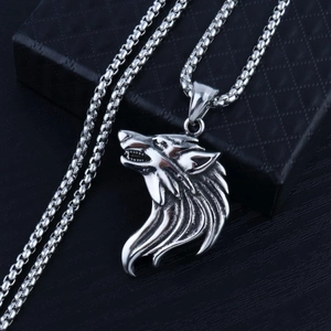 Vintage punk wolf head pendant necklace for men made of silver stainless steel with box chain
