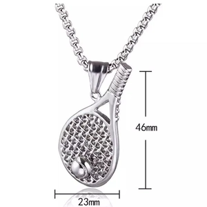 Collier homme avec pendentif raquette de tennis en argent, dimensions 46mm par 23mm