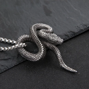 Vintage roestvrijstalen slangenpanty ketting met gedetailleerde schubben en kogelketting