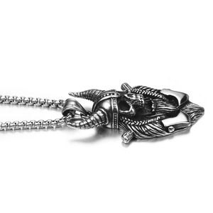 Pendentif tête de mort style punk en acier inoxydable avec casque à cornes et chaîne