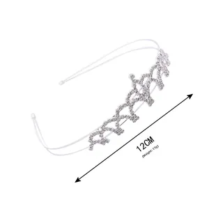 Dettaglio tiara in cristallo argento con indicazione di 12cm di lunghezza e peso 17g