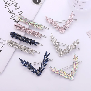 Élégante Pince à Cheveux en Alliage Strass Feuille Forme en V Cristaux Marquise pour Femme Accessoires Cheveux Mariage