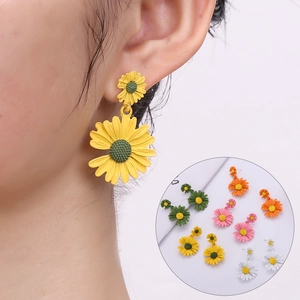 Boucles d'oreilles Pendantes Fleur de Marguerite Douce à Double Couche Bijoux en Alliage Style Pastoral pour Femmes Décor
