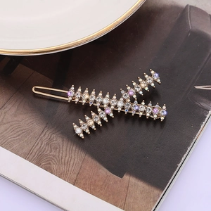 Koreaanse Mode Legering Strass Haarspeld Kruis Geometrisch Letter K Zijclip Glanzende Hoofdtooi Voor Vrouwen Dagelijks Sieraden