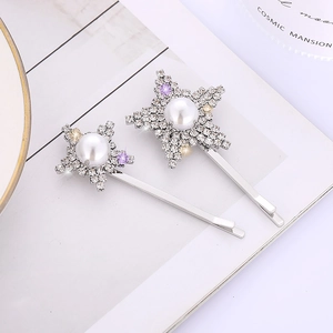 Pince à Cheveux Étoile Argentée Élégante Avec Fausse Künstliche Perle et Strass Épingle à Cheveux Étoile Brillante pour Accessoires Femmes