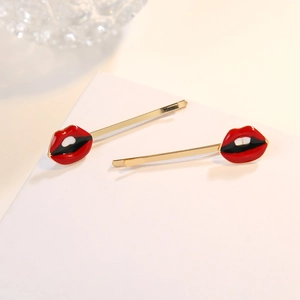 Ensemble de barrettes dorées en forme de lèvres rouges avec finition émaillée pour enfant