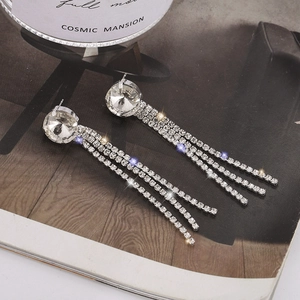 Boucles d'oreilles pendantes argentées avec strass et clous en cristal géométriques