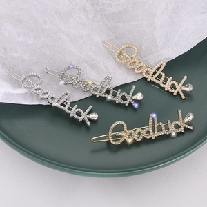 Lussuoso Fermaglio per Capelli con Lettere Goodluck Künstliche Perle Strass Lega Metallo Clip Laterale per Donna Festa Gioielli Capelli
