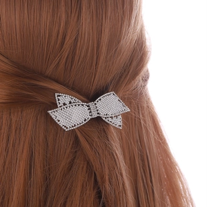 Elegante Fermaglio per Capelli con Fiocco Künstliche Perle e Strass per Donna Lega Coreana Forcina a Molla Oro Argento Accessori Capelli
