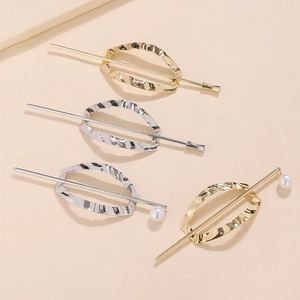 Ensemble d'épingles à cheveux minimalistes dorées et argentées avec perles élégantes