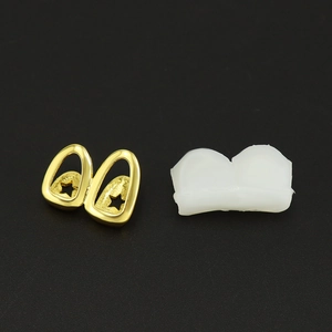 Grillz hip-hop plaqués or avec motifs d'étoiles évidés et bande de fixation en silicone