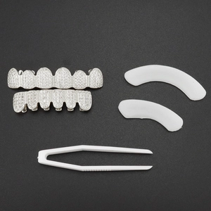 Set de grillz dentaires hip hop plaqué argent avec zircons et outils de moulage