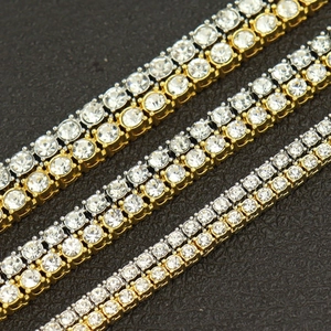 Collana tennis 5mm doppia fila placcata oro con zirconi su pelle marrone