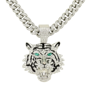Hip-Hop-Tigerkopf-Halskette mit grünen Augen und vollbesetzter kubanischer Kette