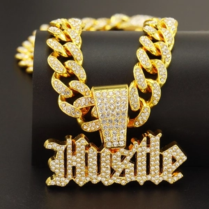 Collana con Ciondolo Hustle in Lega e Strass Iced Out Catena Cubana a Corda Hip Hop Streetwear Gioielli Unisex alla Moda