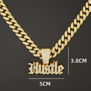 Collana con ciondolo Hustle stile hip hop in finitura dorata con cristalli lucidi
