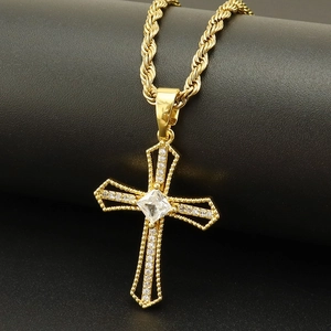Collana con Pendente a Croce Hip Hop Catena a Corda in Acciaio Inossidabile Rame con Zirconi Incastonati Gioielli Religiosi