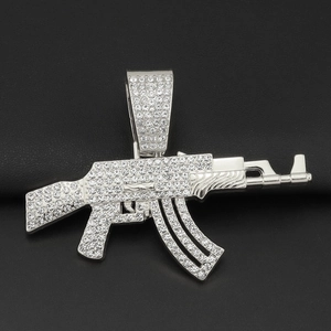 Μενταγιόν τουφέκι AK47 με λευκούς κρυστάλλους σε στυλ χιπ χοπ πανκ για άνδρες ασημί