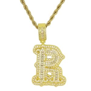 Pendentif lettre B hip hop doré avec strass brillants et chaîne torsadée élégante