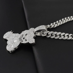 Iced out silver bear pendant with sparkling cuban link chain for hip hop street style