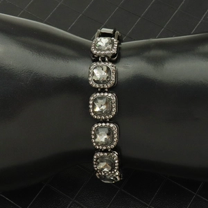 Bracelet hip-hop 13mm en métal gris avec cristaux carrés et accents de diamants pavés