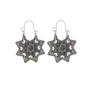 Boucles d'oreilles mandala bohème vintage avec motif floral évidé en argent antique