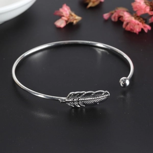 Elegant silver leaf open bangle with feather texture and spherical bead detail for women