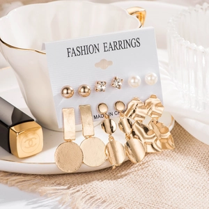 Parure de 6 paires de boucles d'oreilles dorées géométriques avec perles et strass