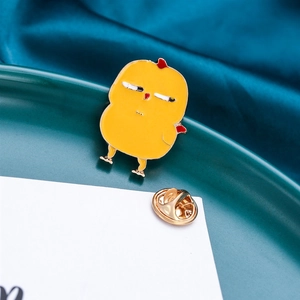 Creative yellow cartoon chick enamel brooch pin with red accents for clothing decor
