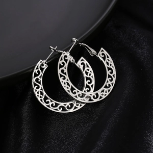Bohemian Hollow Filigree Hoop Earrings For Women Vintage Ethnic Scroll Pattern Alloy Electroplated Jewelry Accessories