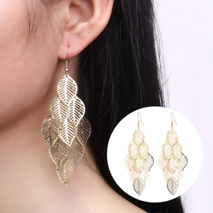 Boucles d'Oreilles Pendantes Feuille Creuse Multi Couches Avec Tige En Acier Inoxydable Bijoux Alliage Style Nature Pour Femme
